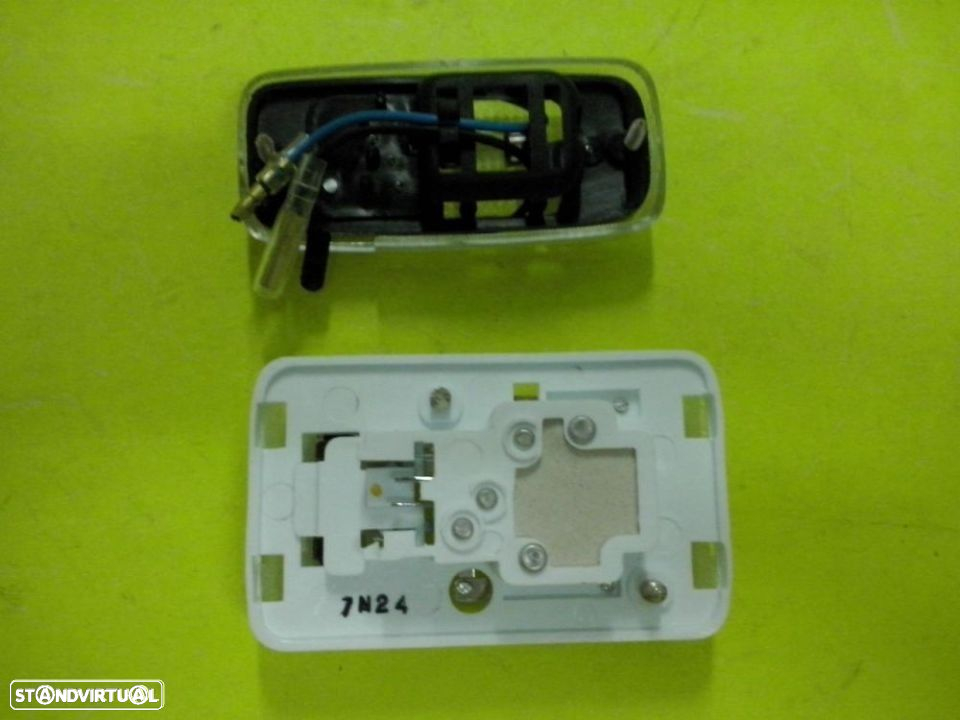 Luz de teto para Opel Campo e Nissan D21 (NOVAS) - 2