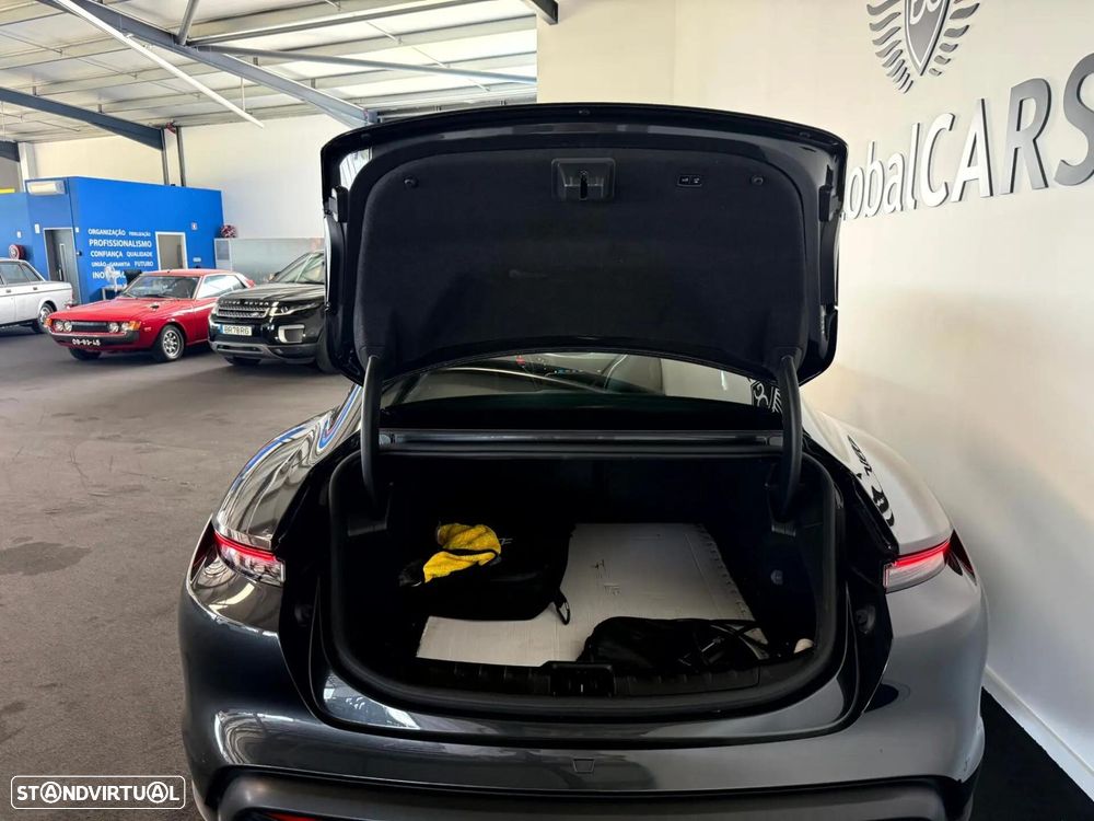 Porsche Taycan Bateria Performance Plus - 10