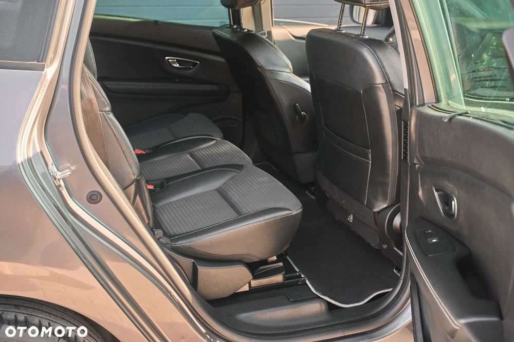Renault Grand Scenic - 18