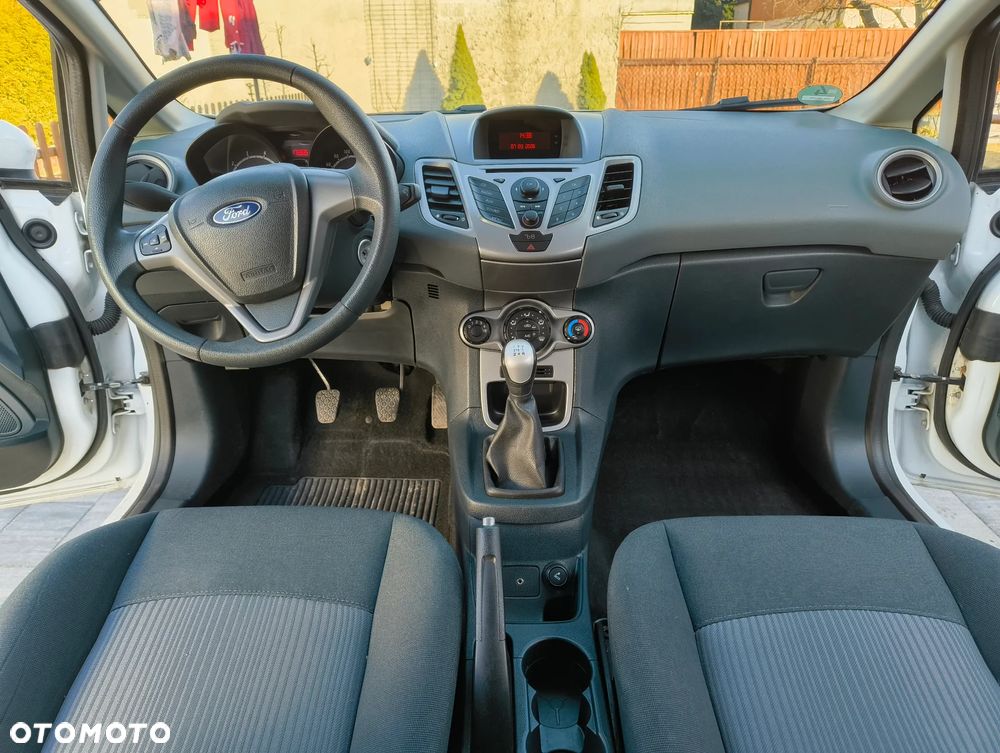 Ford Fiesta 1.25 Trend Edition - 15