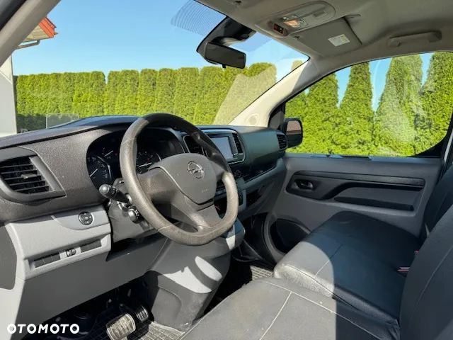 Opel Vivaro - 16
