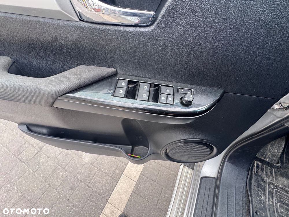 Toyota Hilux 2.4 D-4D Double Cab Selection 4x4 - 19
