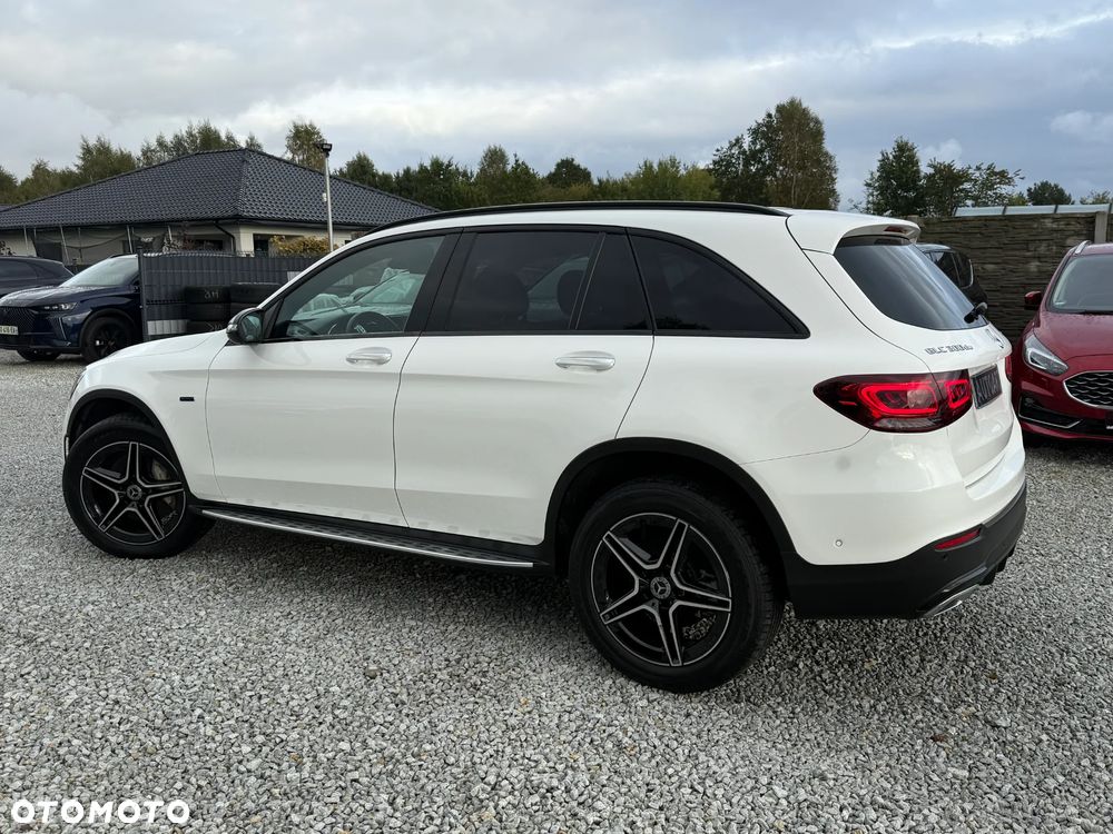 Mercedes-Benz GLC 300 de 4Matic 9G-TRONIC AMG Line Plus - 8