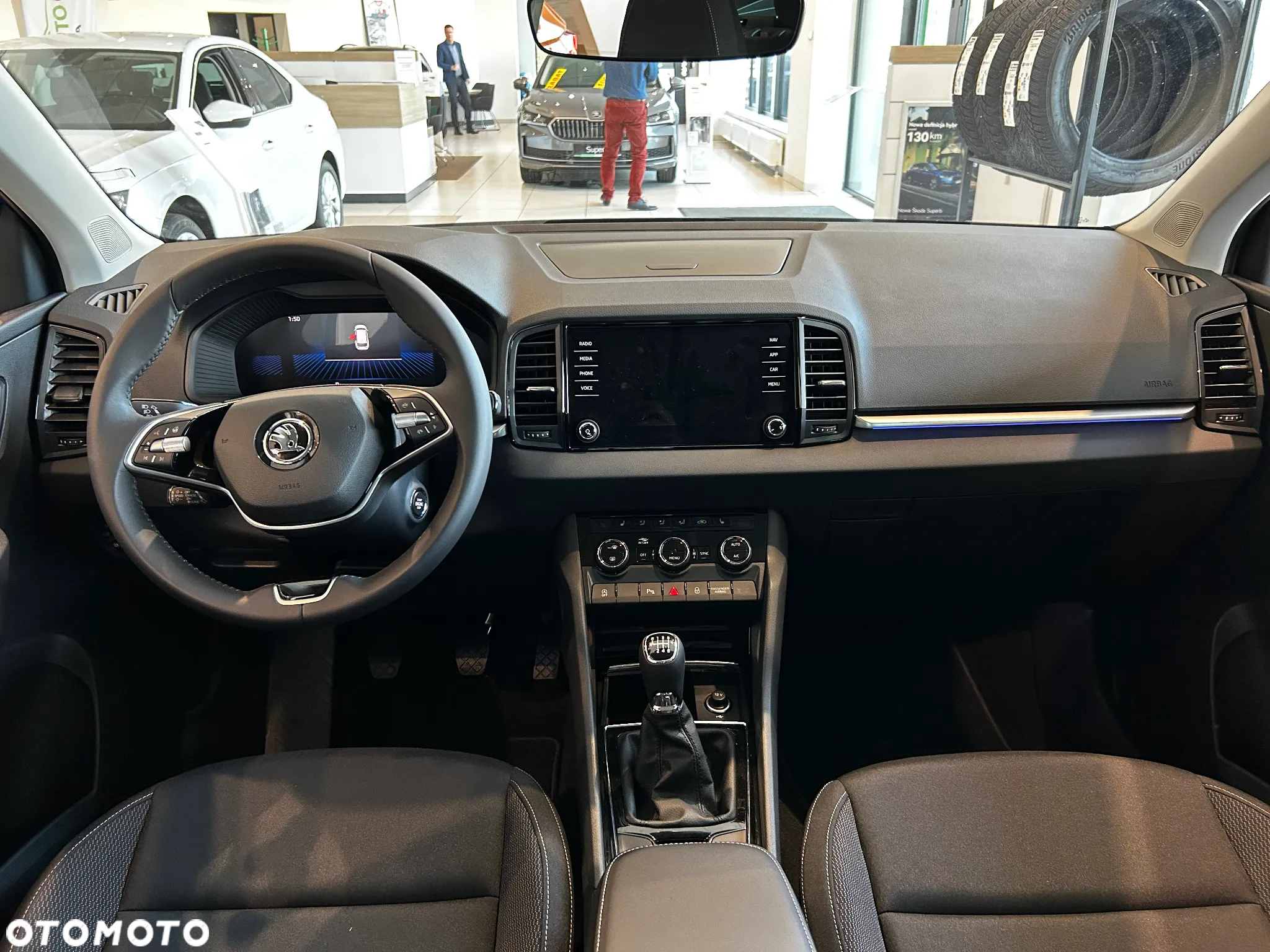 Skoda Karoq 1.0 TSI Selection - 6