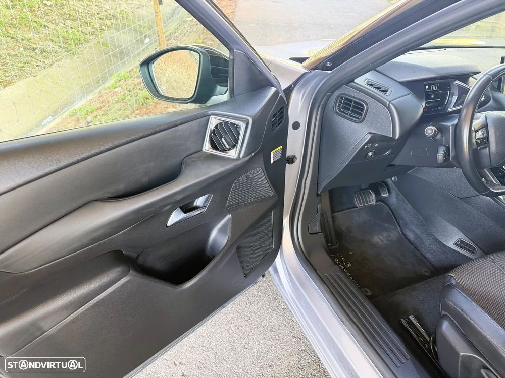 DS DS3 Crossback E-TENSE SO CHIC - 12