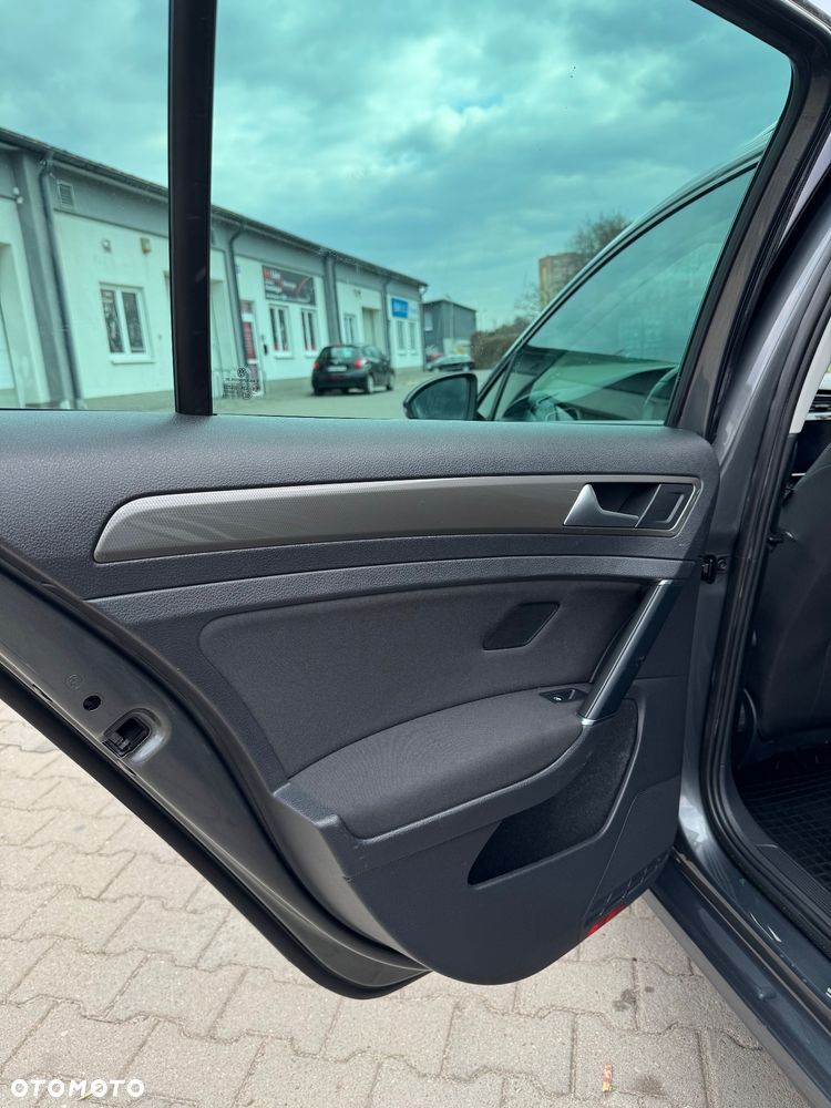 Volkswagen Golf 1.6 TDI BMT Highline DSG - 9