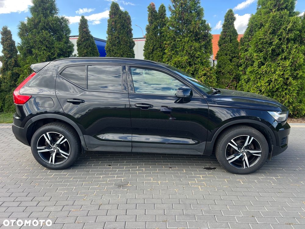 Volvo Xc 40 2022 photo 2