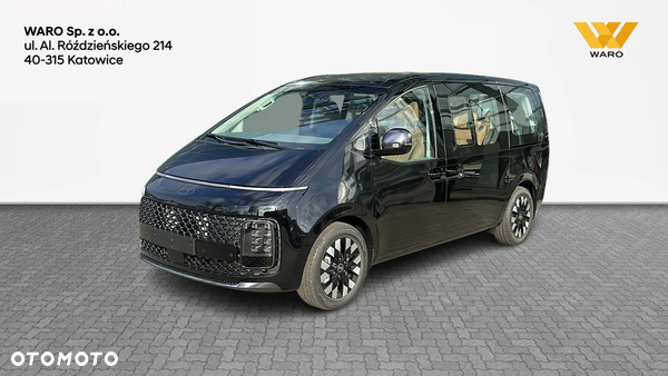 Hyundai Staria 1.6 T-GDI HEV Luxury