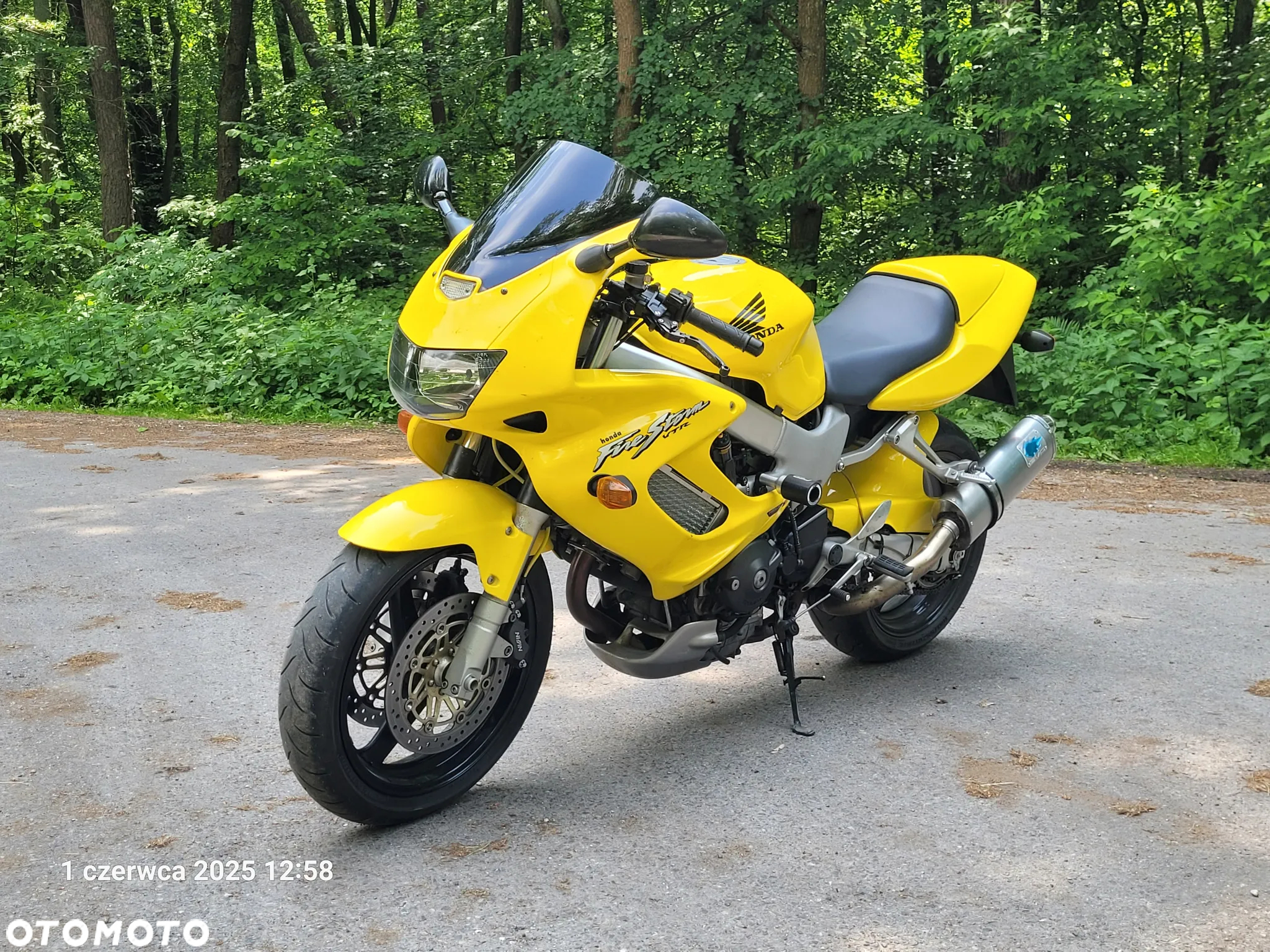 Honda VTR - 3