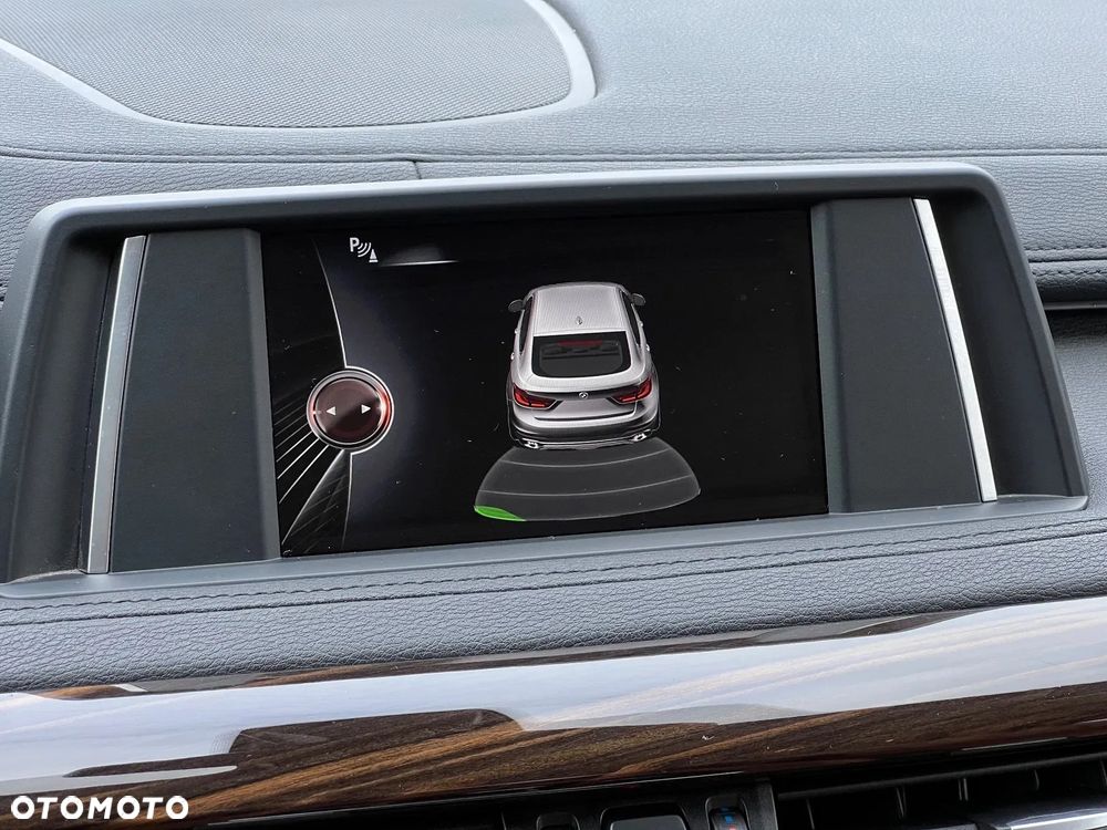 BMW X6 xDrive50i - 28