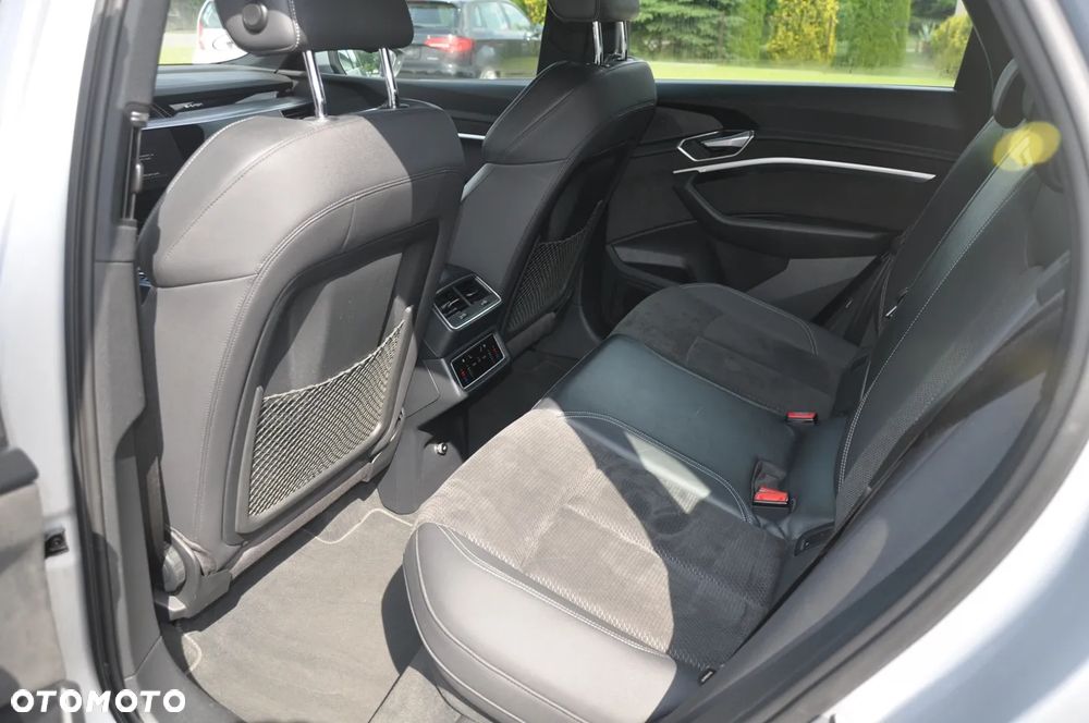 Audi e-tron 50 Quattro S Line - 18