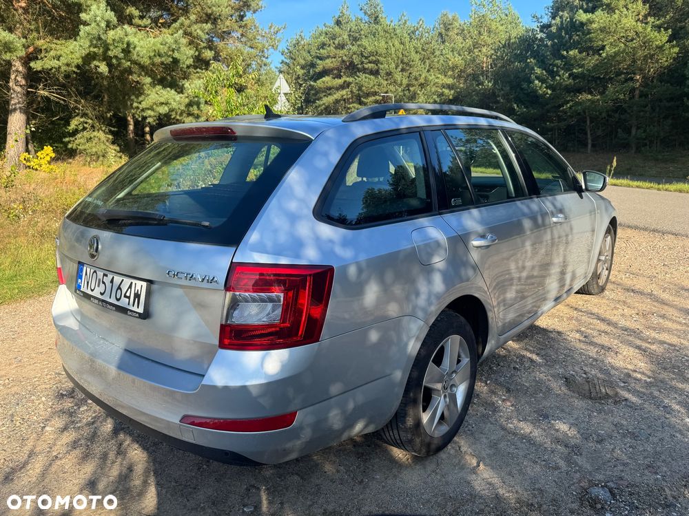 Skoda Octavia 1.6 TDI Ambition DSG - 7