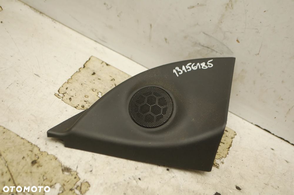 OSŁONA TRÓJKĄT DRZWI LEWY PRAWY PRZÓD 13156186 13156185 OPEL ASTRA III H - 3