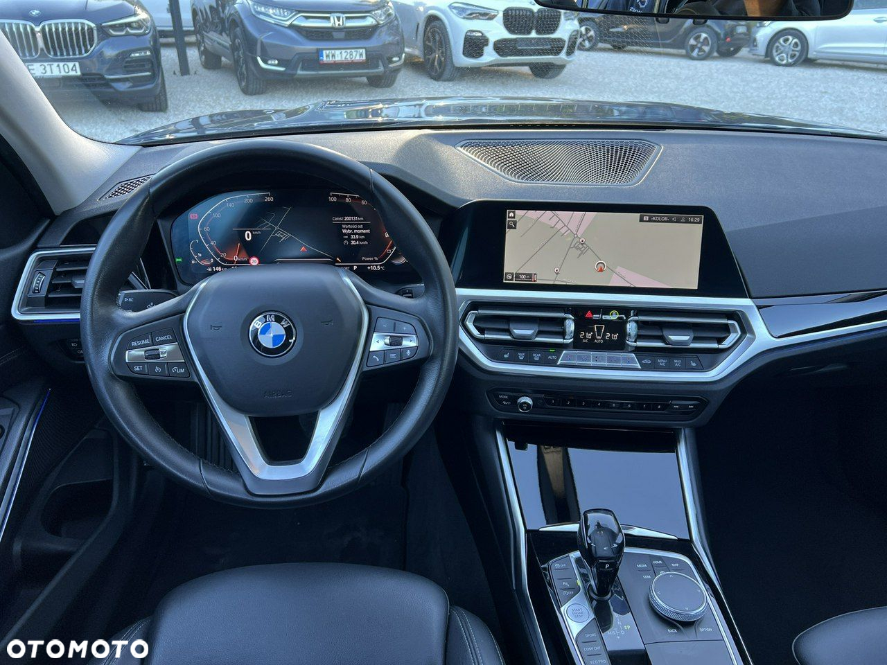 BMW Seria 3 320i Sport Line - 27