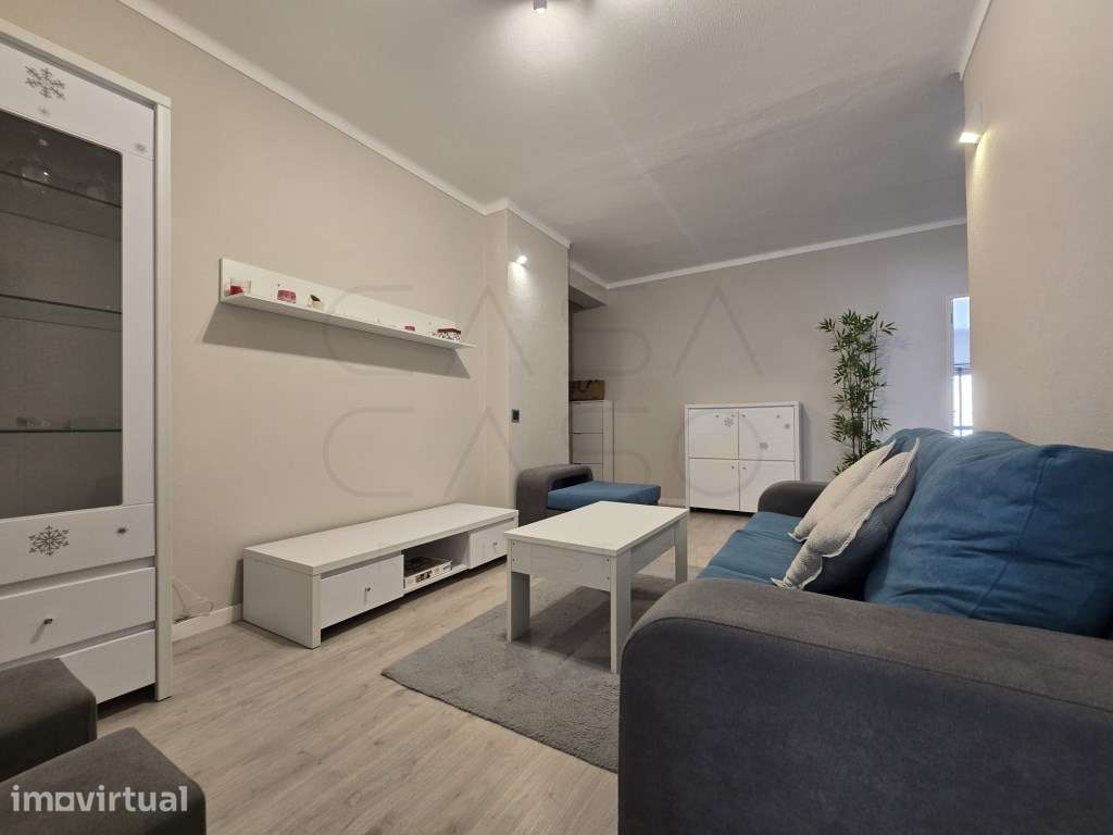 Apartamento de 2+1 assoalhadas - Arrendamento - Grande imagem: 3/12