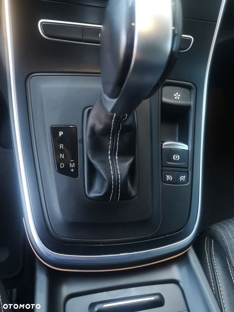 Renault Scenic 1.3 TCe FAP Intens EDC - 18