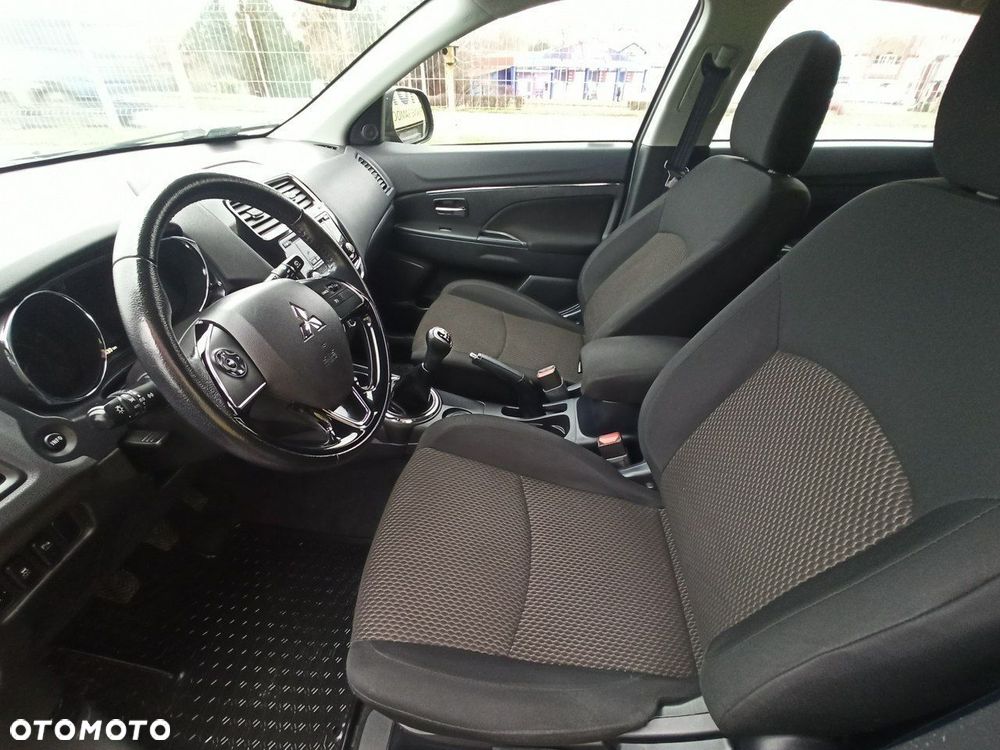 Mitsubishi ASX - 7