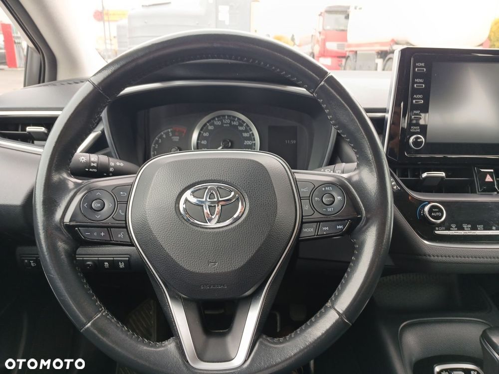 Toyota Corolla 1.8 Hybrid Comfort - 17