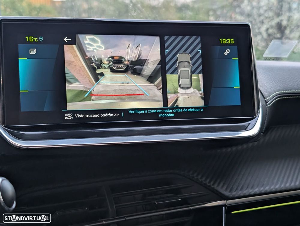 Peugeot e-2008 GT Pack - 10