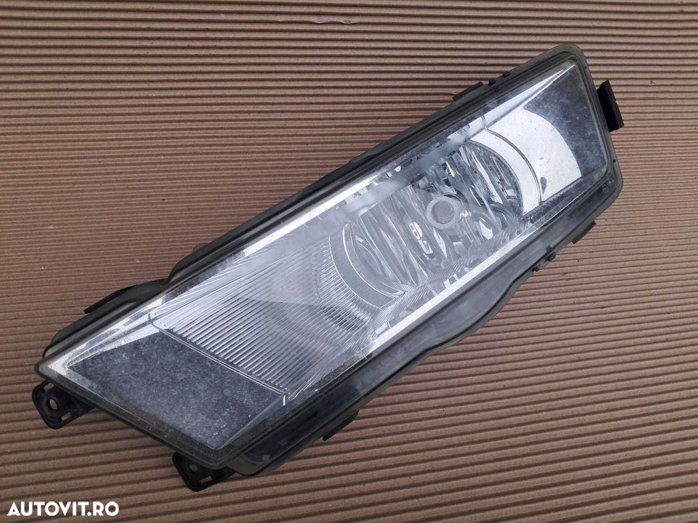 Skoda Rapid, far stanga, proiector stanga. - 7