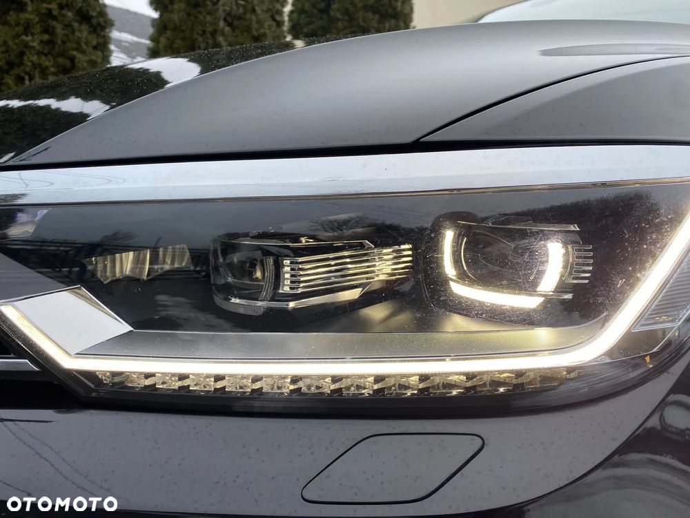 Volkswagen Passat 2.0 TDI DSG (BlueMotion Technology) Highline - 3