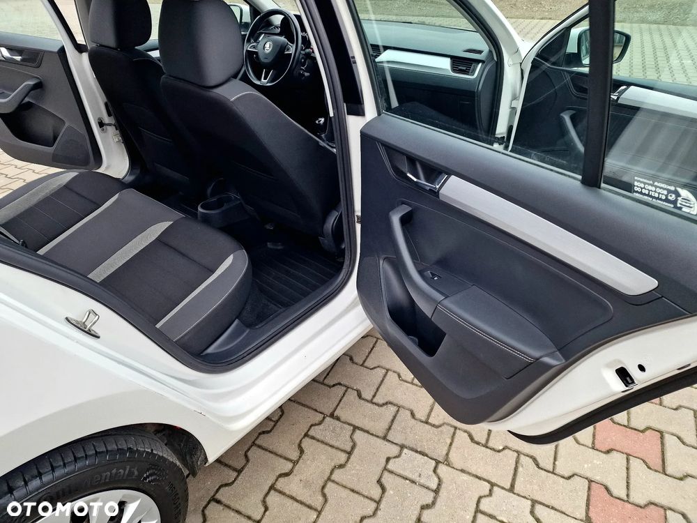 Skoda RAPID 1.4 TDI DPF Ambition - 25