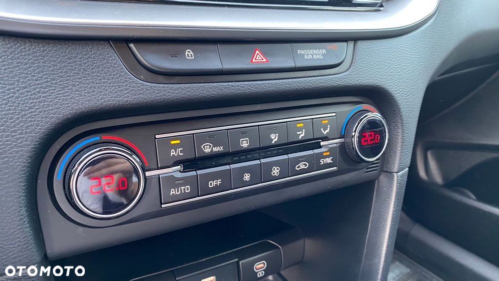 Kia XCeed 1.5 T-GDI M DCT - 14