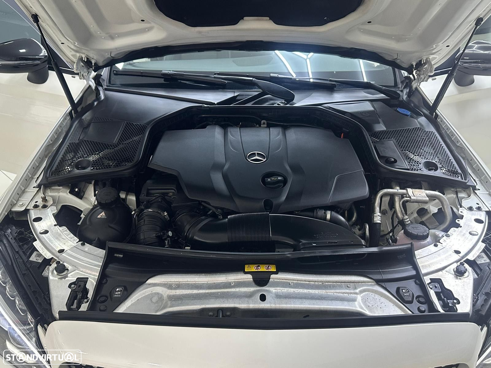 Mercedes-Benz C 250 d Coupe 9G-TRONIC AMG Line - 42