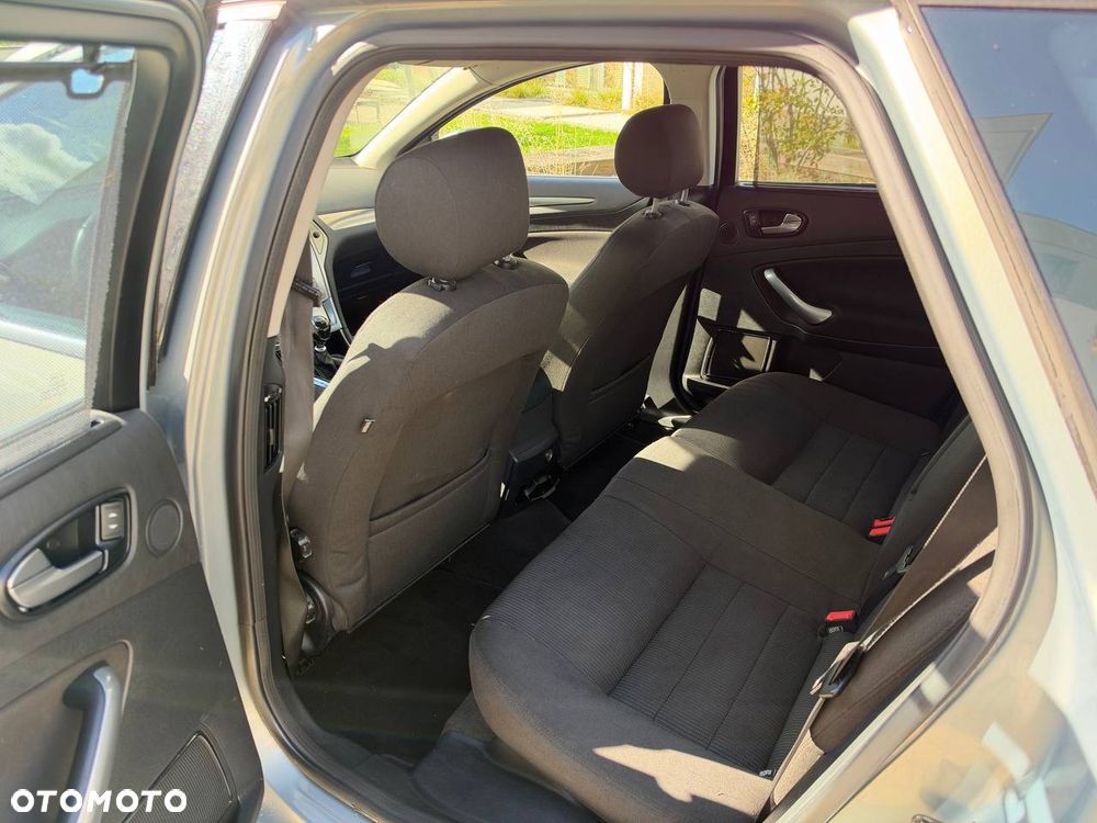 Ford Mondeo - 14
