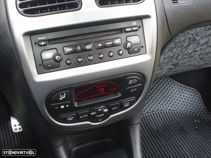 Peugeot 206 SW HDi 110 Quiksilver - 24