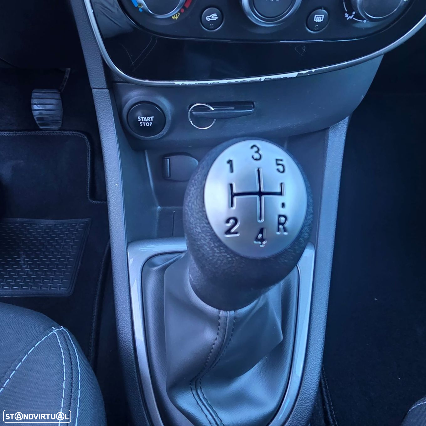 Renault Clio 1.5 dCi Limited - 8