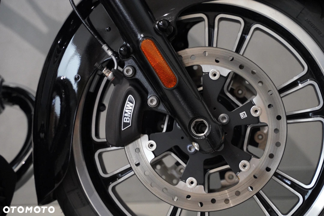 BMW R - 11