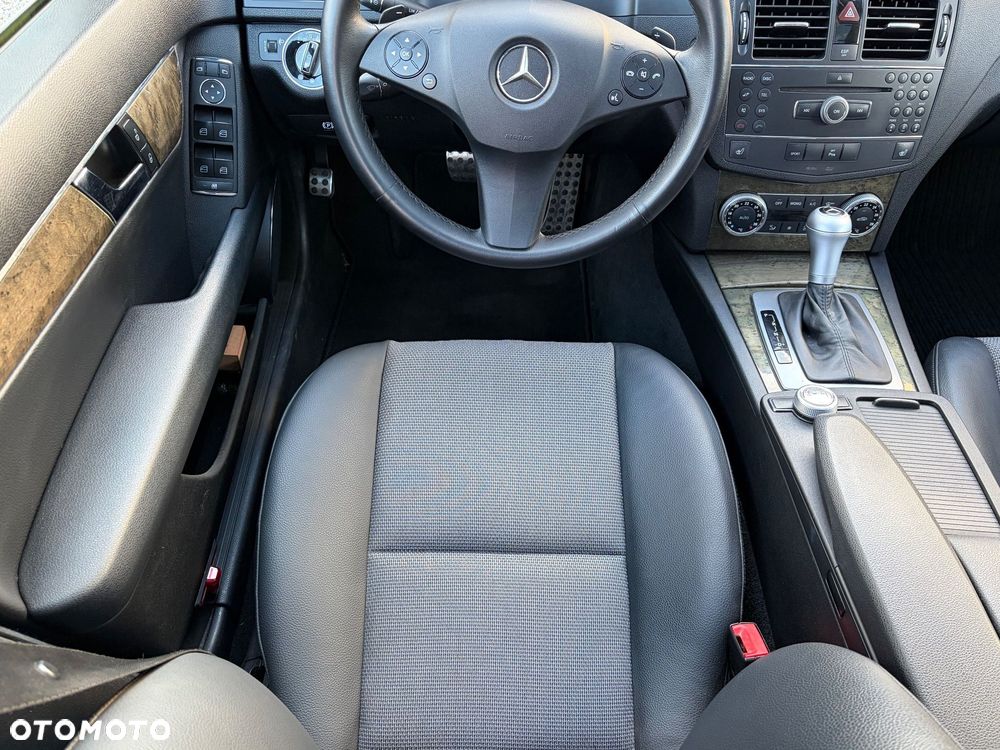 Mercedes-Benz Klasa C - 25