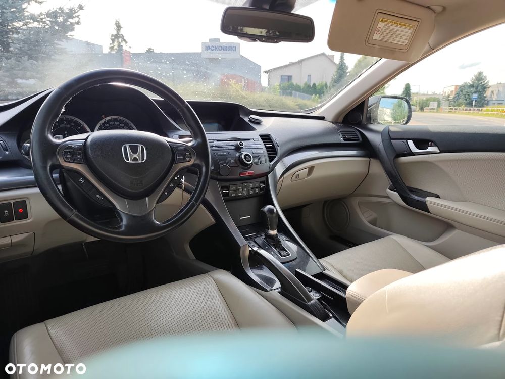 Honda Accord 2.4 Executive - 8
