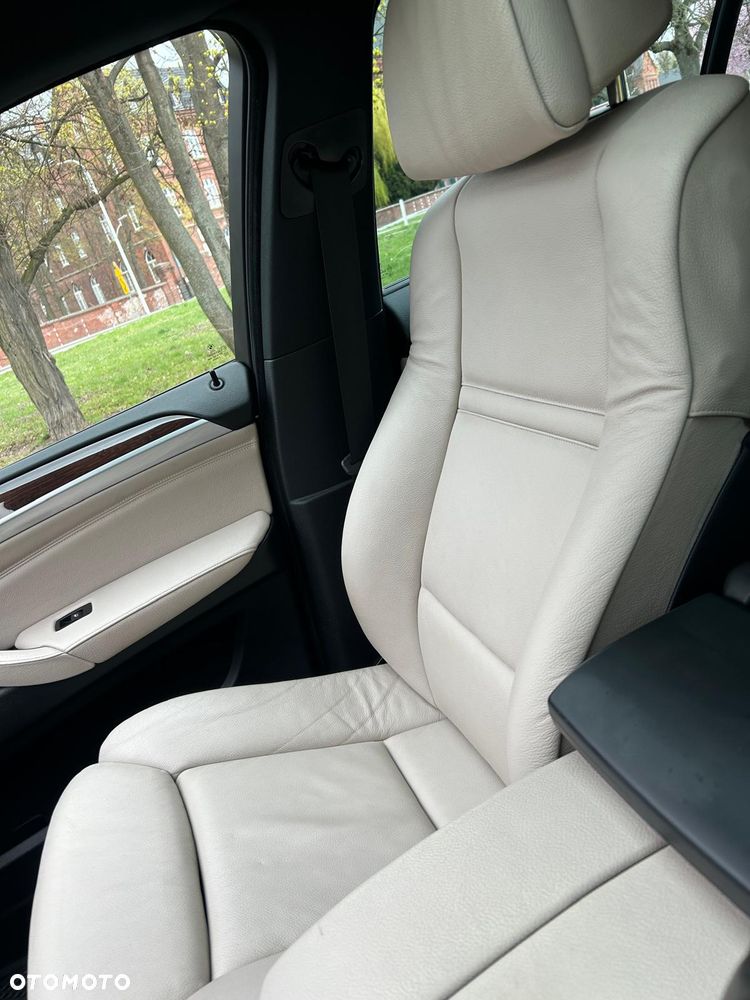 BMW X6 50i xDrive - 5