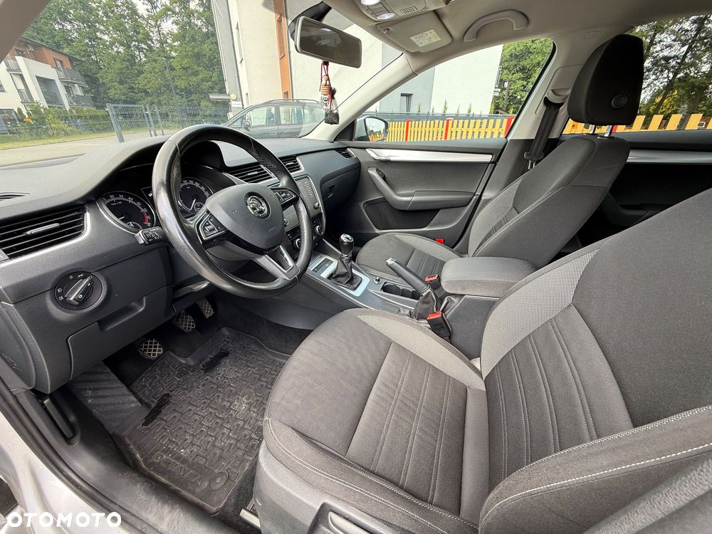 Skoda Octavia 1.6 TDI Ambition - 12