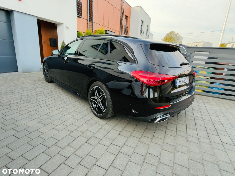 Mercedes-Benz C-Class 2024 photo 5