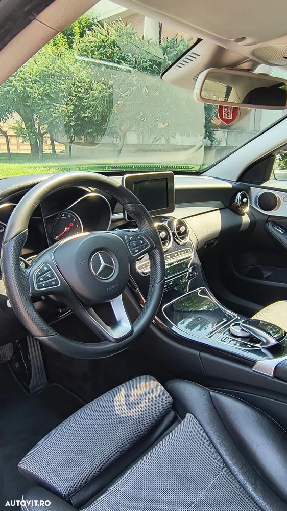 Mercedes-Benz C - 7