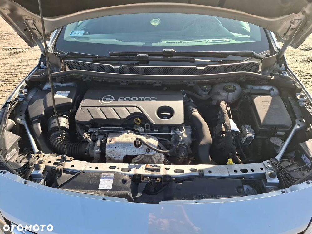 Opel Astra 1.6 CDTI Sport - 13