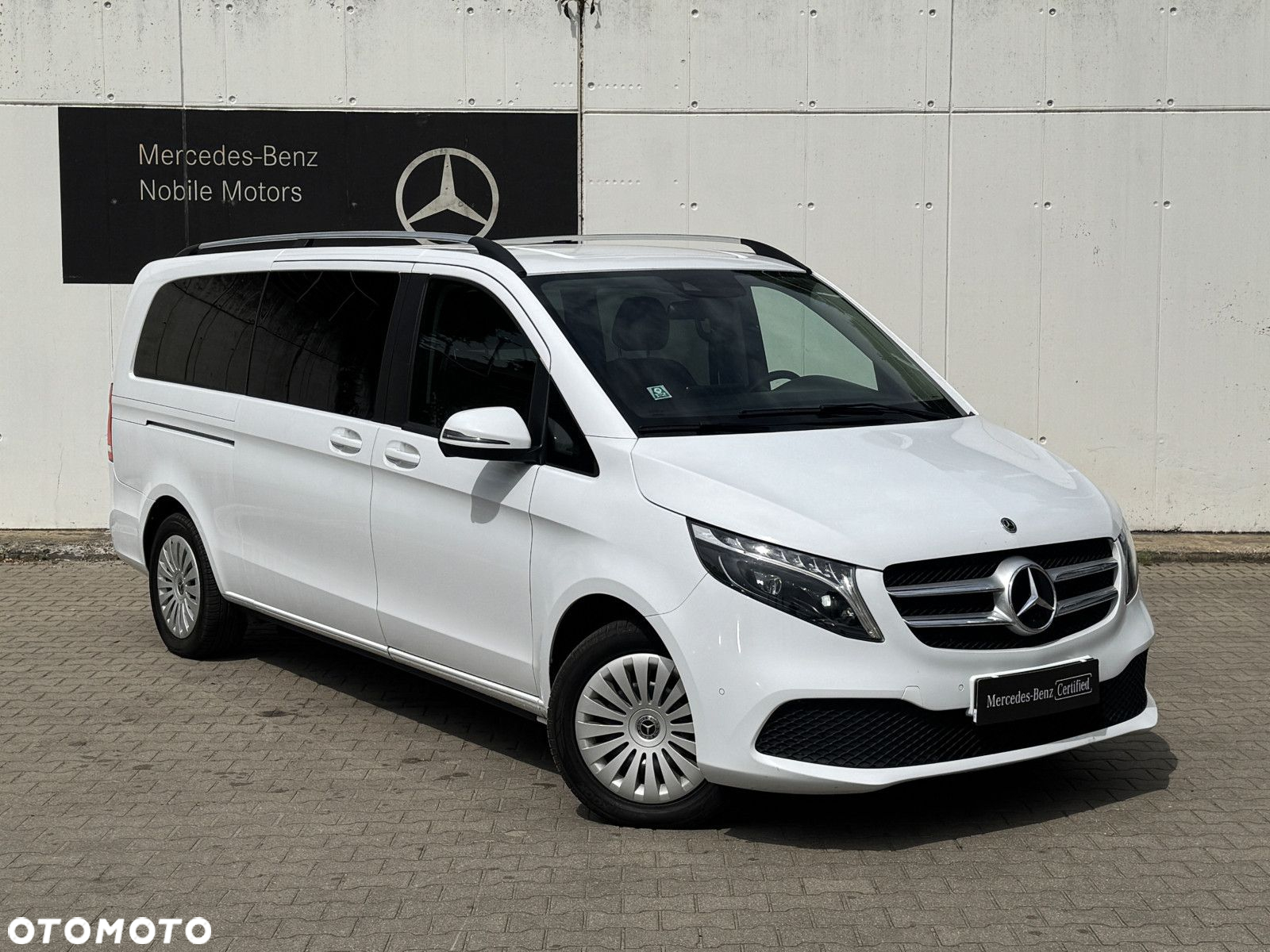 Mercedes-Benz Klasa V - 11