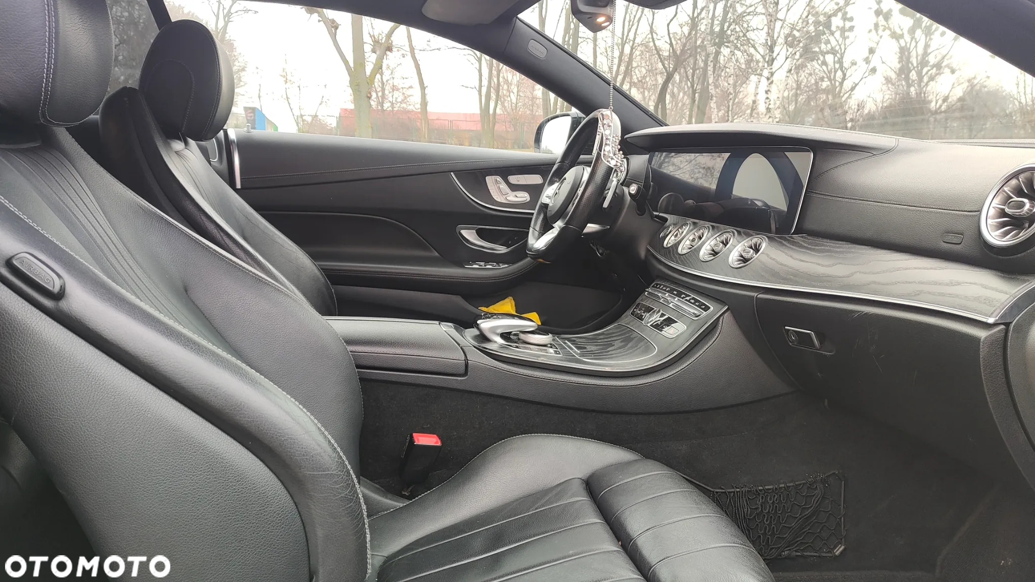 Mercedes-Benz Klasa E 220 d 4Matic Coupe 9G-TRONIC AMG Line - 21