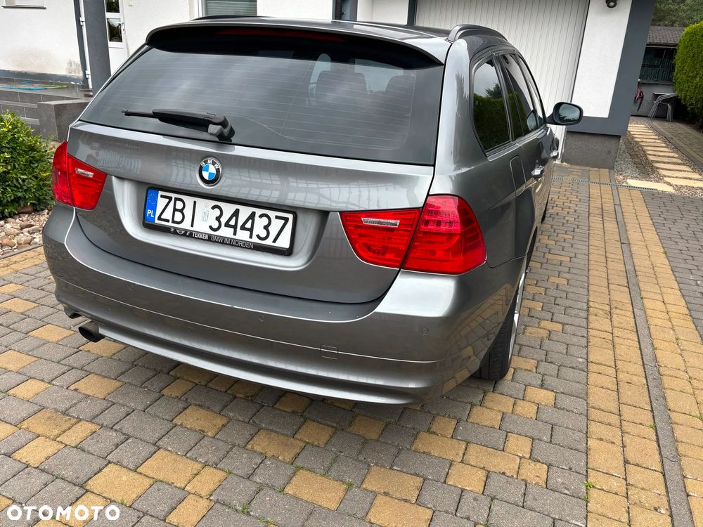 BMW Seria 3 318i - 17