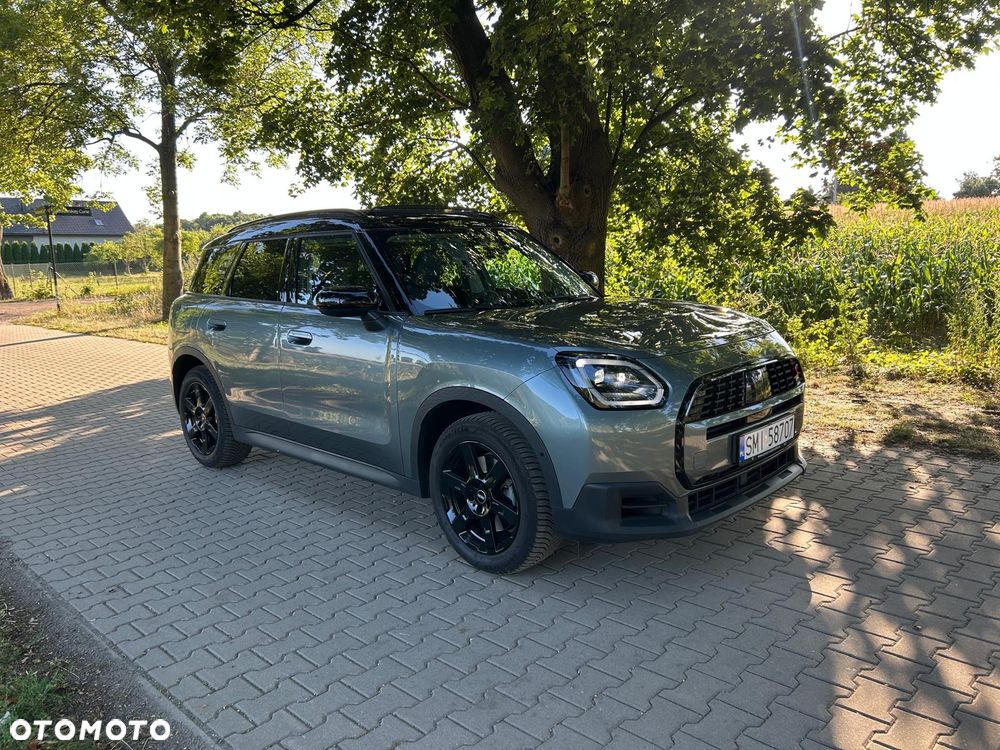 MINI Countryman S ALL4 Favoured Trim - 18