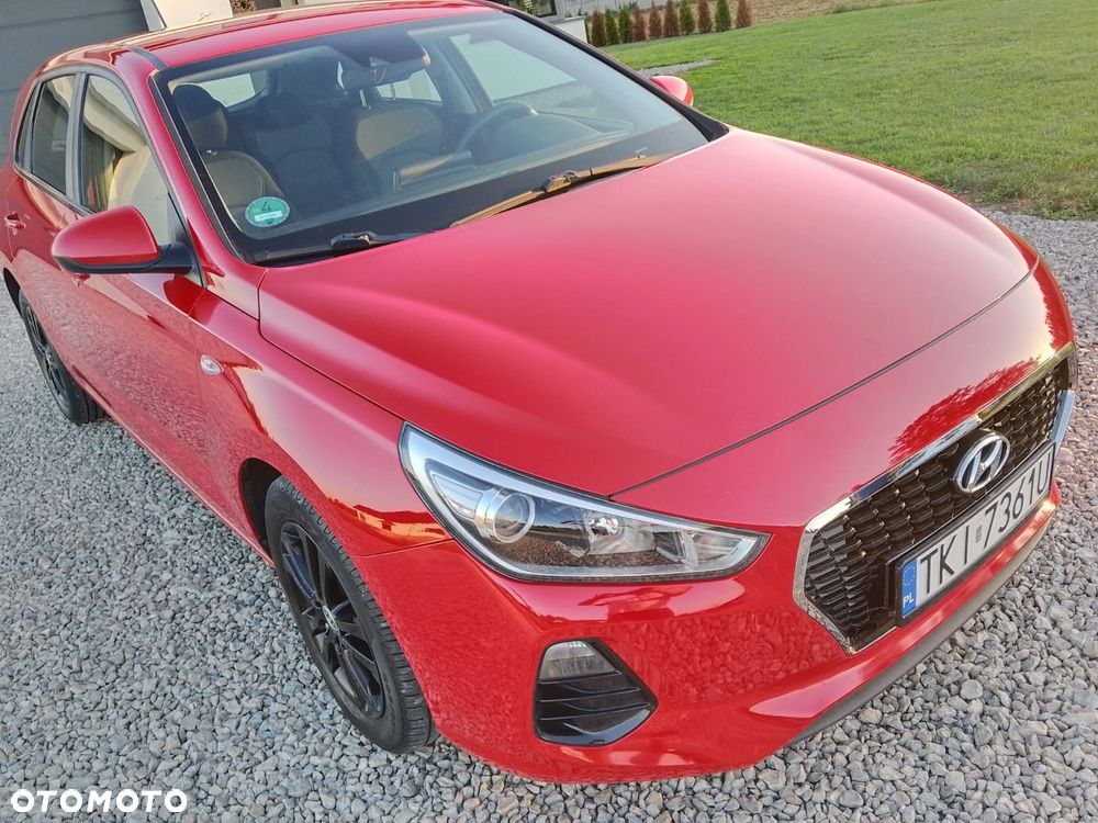 Hyundai i30 blue 1.4 Classic - 32