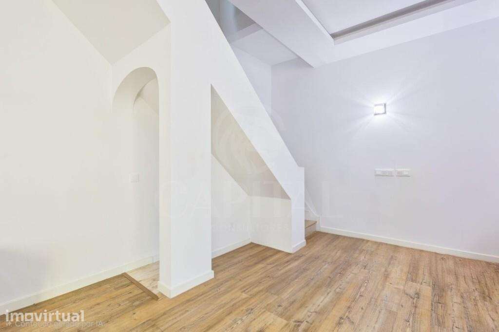 Moradia T3 de luxo Renovada - Grande imagem: 2/32