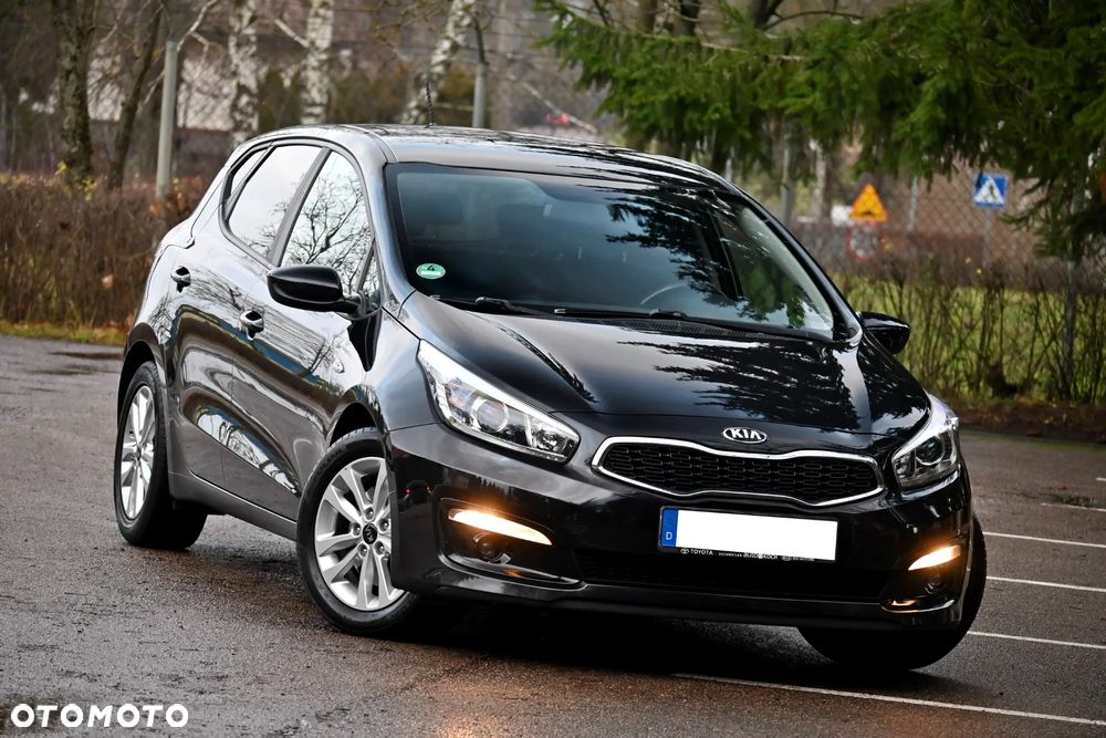 Kia Ceed 1.4 CVVT Dream-Team Edition - 6
