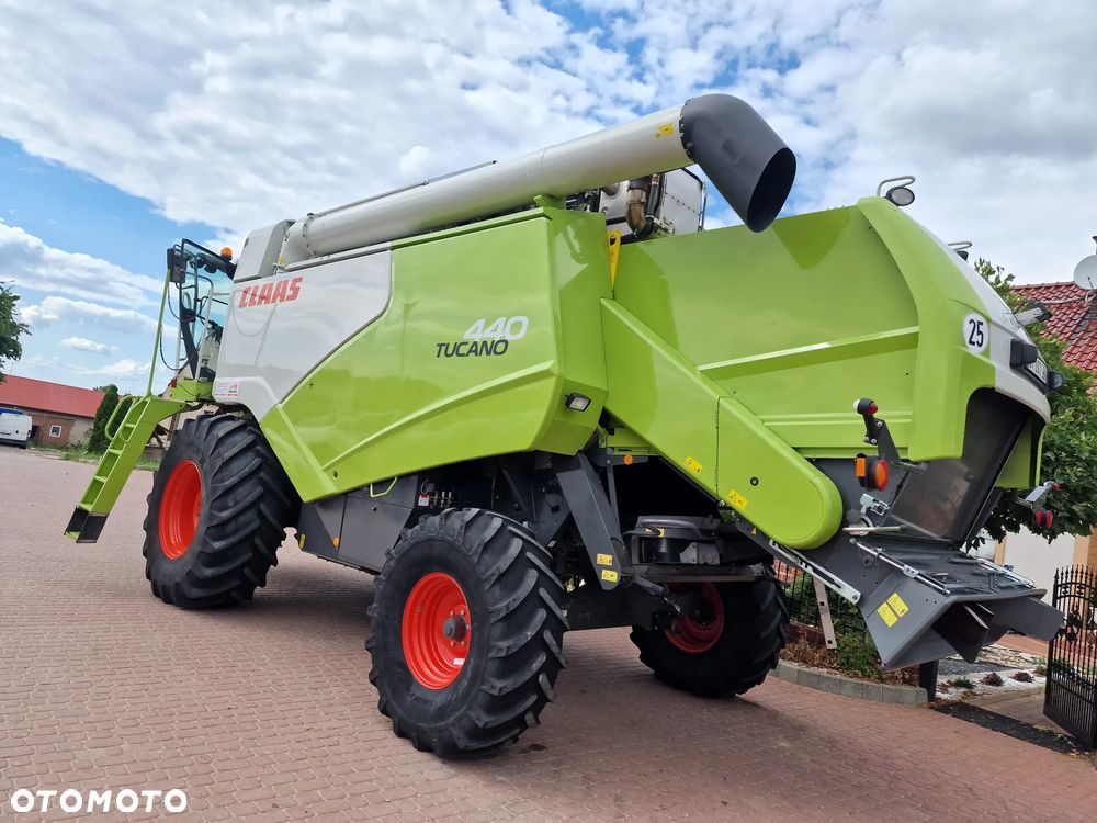 Claas Tucano 440, 2015r, 1200h - 10