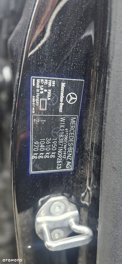 Mercedes-Benz CLA 200 7G-DCT Edition 2021 - 37