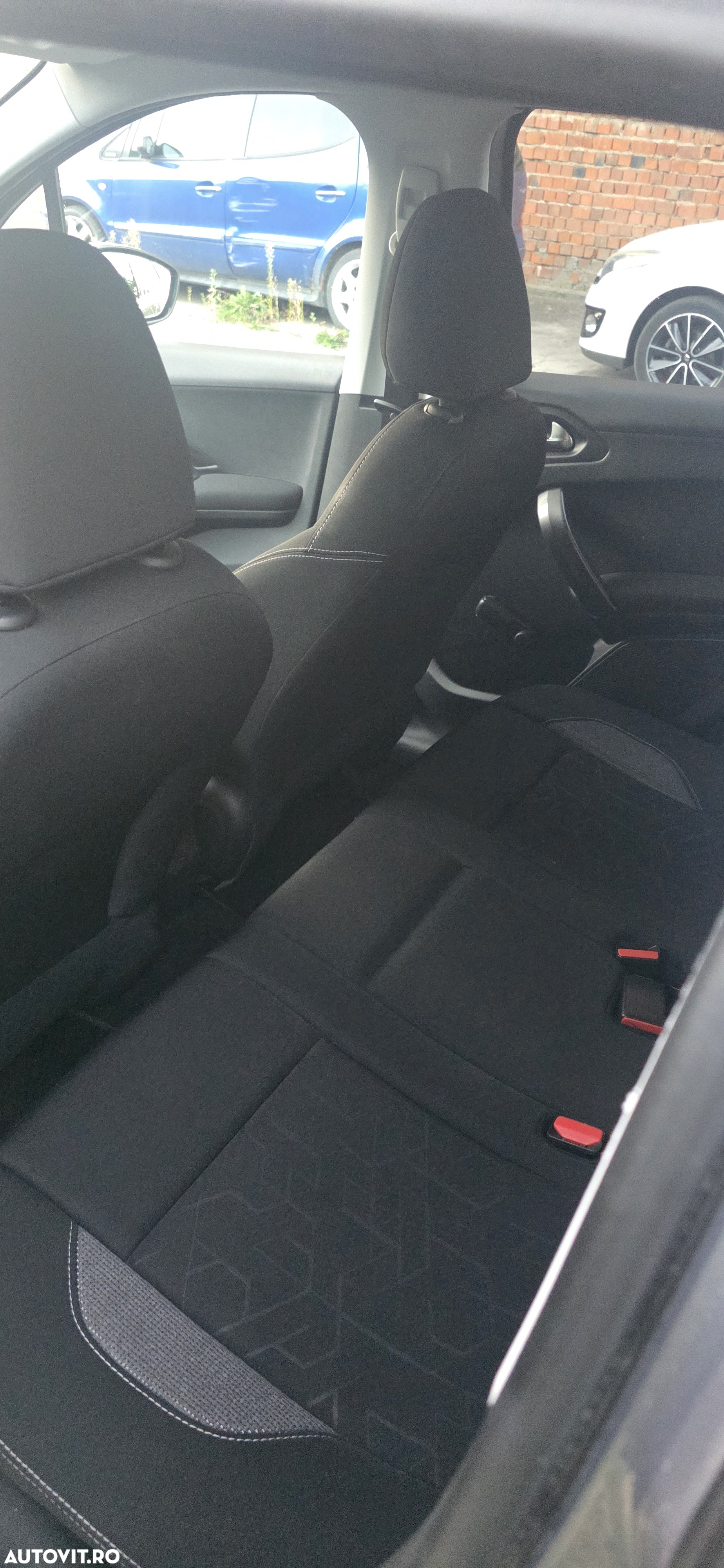 Peugeot 2008 1.6 BlueHDi FAP Active - 14