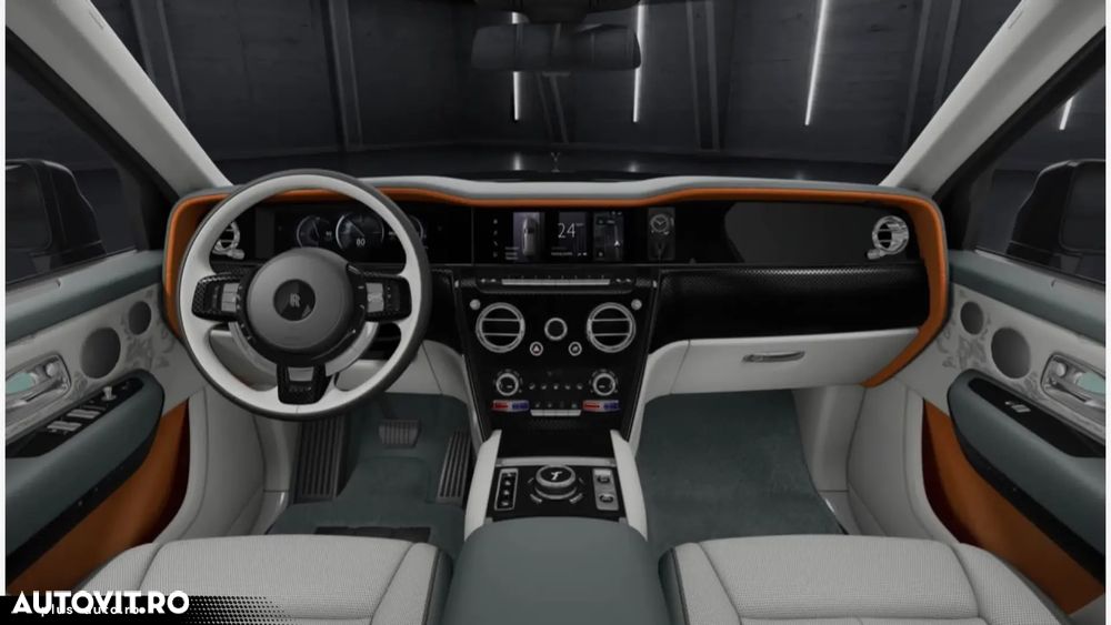 Rolls-Royce Cullinan - 2
